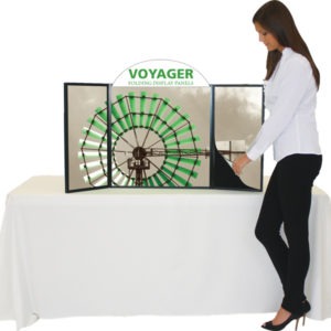 Voyager Table Top Panel Display Maxi